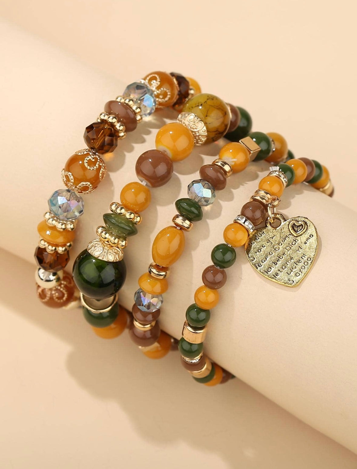4PC Graphic Heart Beaded Bracelet